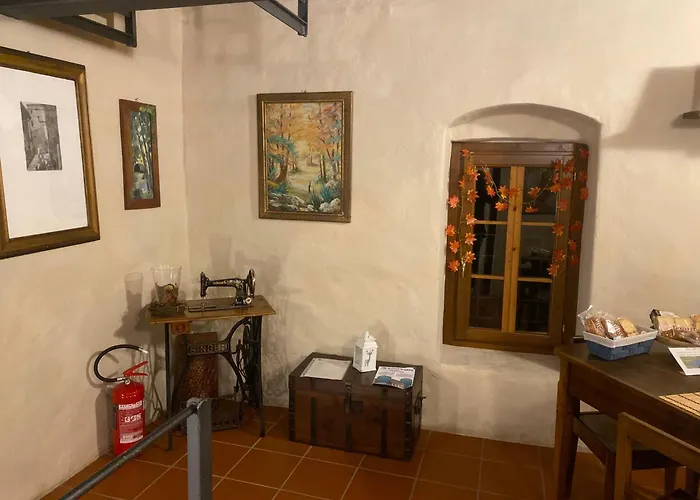 Casa Torre Bed & Breakfast 3*